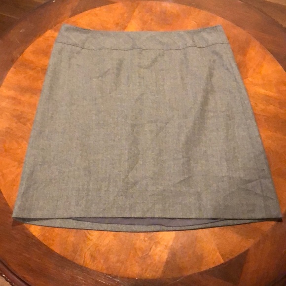 Talbots Dresses & Skirts - Talbots Wool Pencil Skirt Size 14 NWT